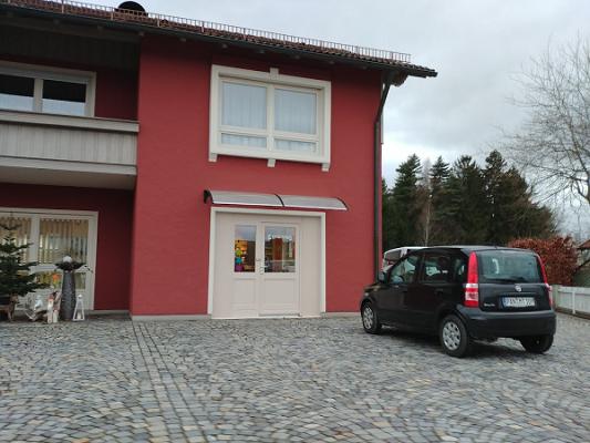 Farbe & Design Miedl