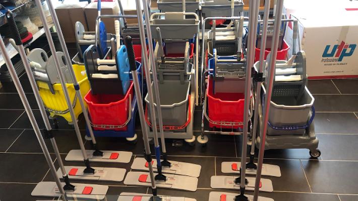 Clean & More GmbH Dienstleistungsunternehmen