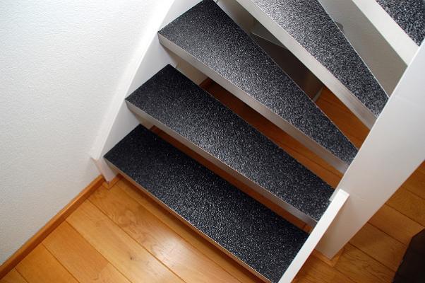 INTRO Boden & Malerzentrum