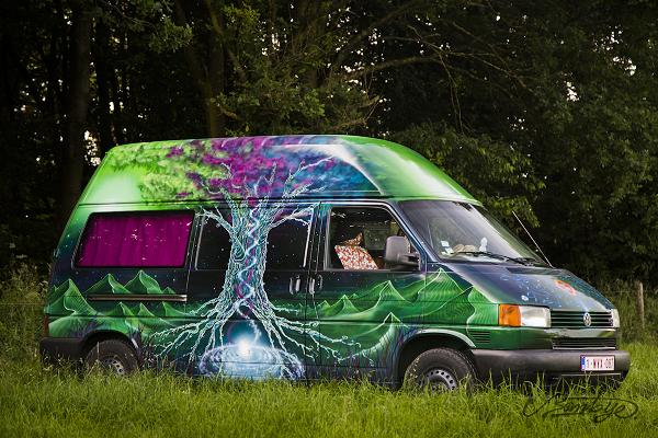 Graffiti & Street Art Künstler: BOMBYE