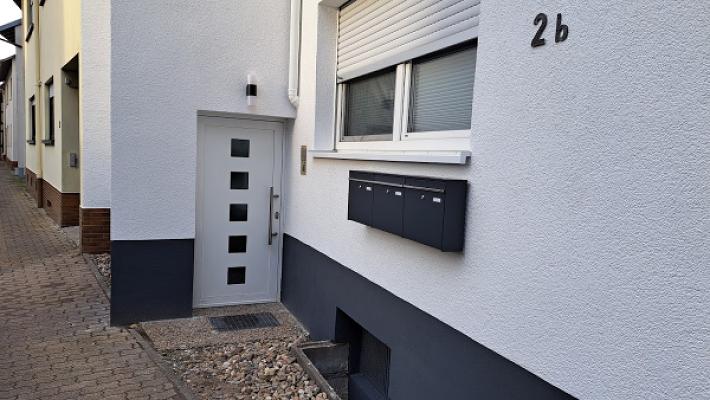 Farben L.O.Y. GmbH & Co KG